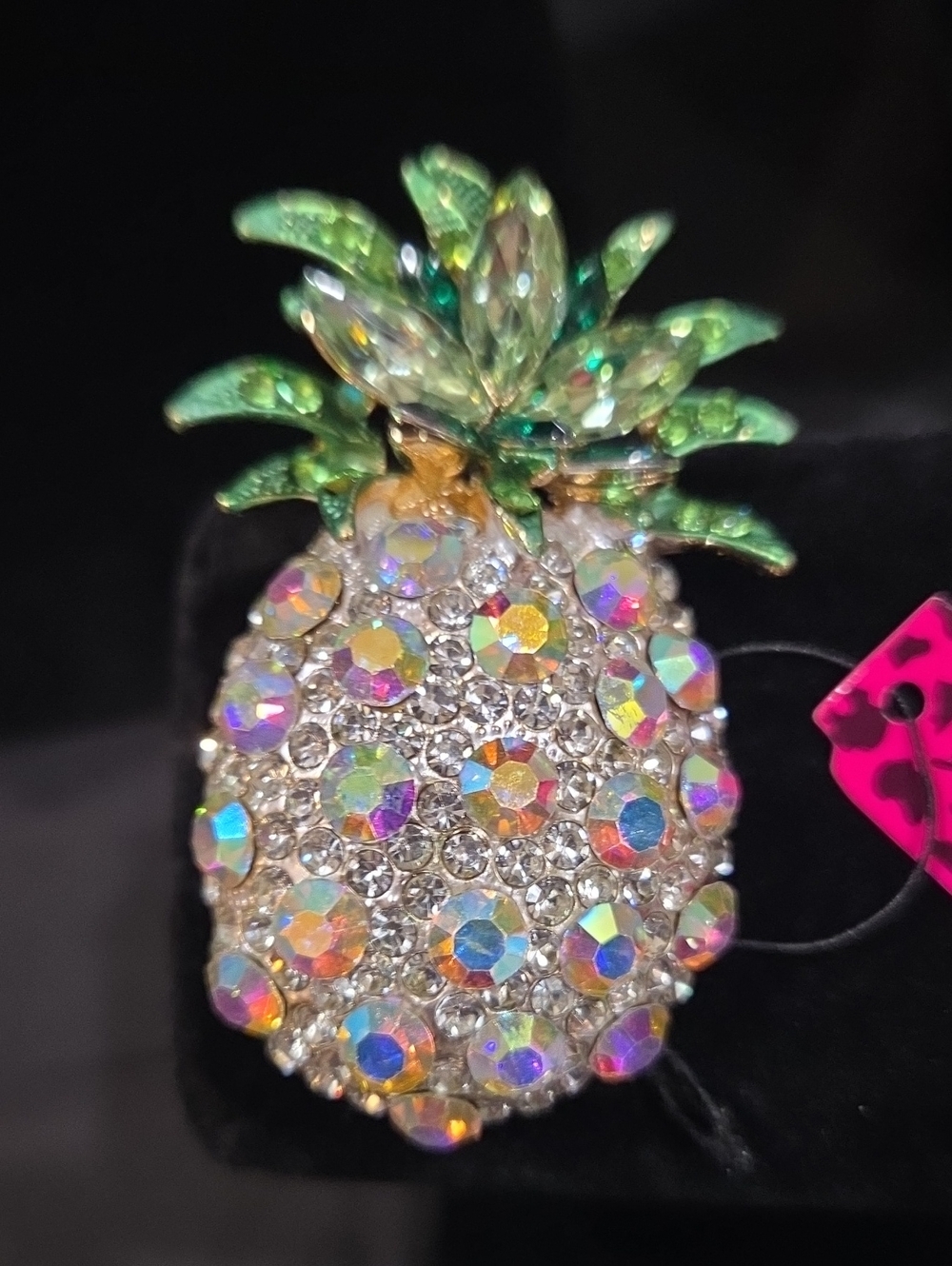 BETSEY JOHNSON PINEAPPLE BROOCH/PENDANT - Picture 2 of 3